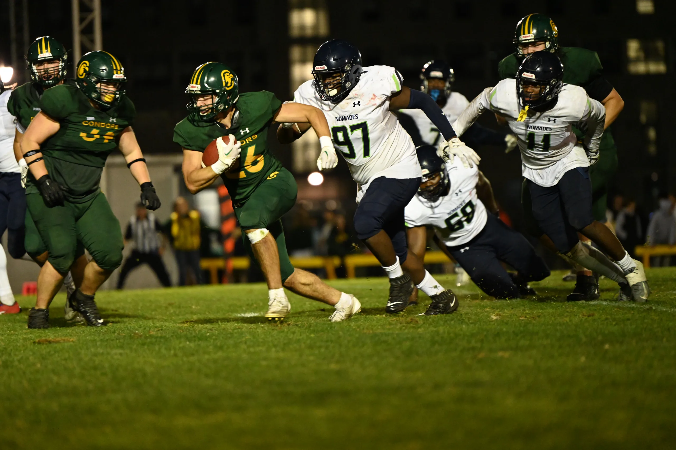 Équipe Condors football sur le terrain