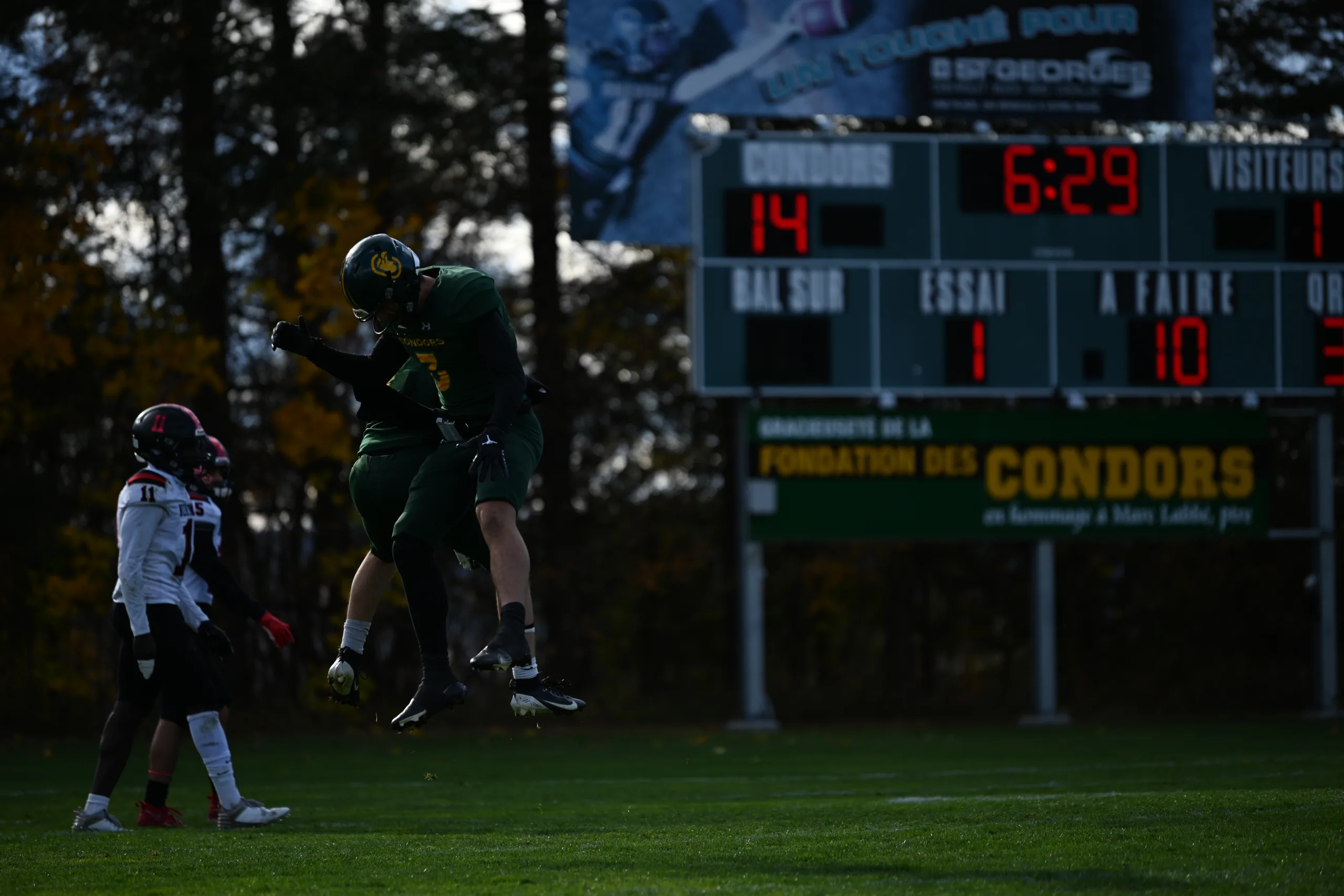 Victoire Condors football