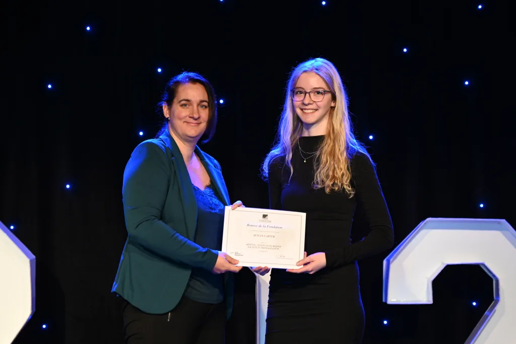 Alycia Carter (Sciences humaines - Société et mondialisation) a reçu la Bourse de l'excellence scolaire - Secteur Préuniversitaire.